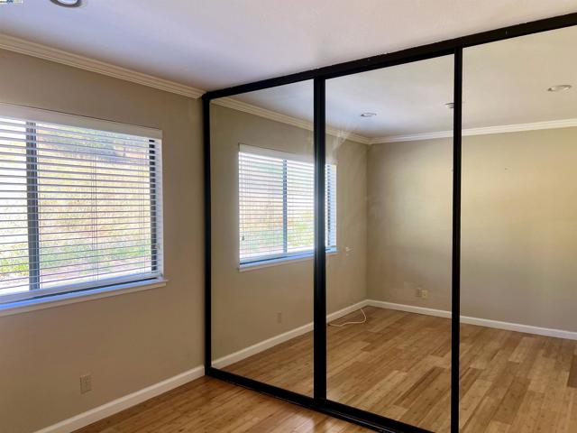 276 Galano Plz, Union City CA: https://media.crmls.org/mediaz/c433c3c0-b49e-4ce7-a1bb-37cd033fa21a.jpg