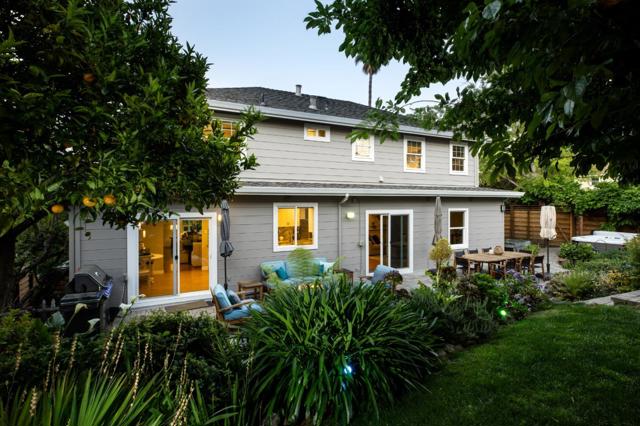 3740 Hacienda Street, San Mateo CA: https://media.crmls.org/mediaz/c433c6cb-5021-4982-b0b0-964beba34794.jpg