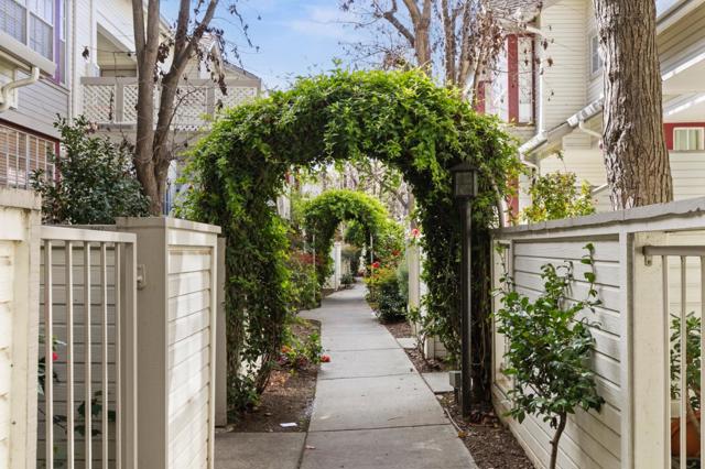 975 Belmont Terrace, Sunnyvale CA: https://media.crmls.org/mediaz/c433f92c-9875-4b24-ab39-6b5e02d835fe.jpg