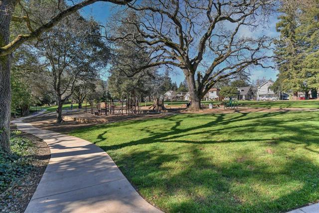 18400 Overlook Road, Los Gatos CA: https://media.crmls.org/mediaz/c4347b7d-ca87-4350-add6-8324833dcbd5.jpg