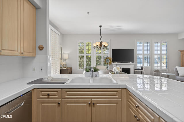 Detail Gallery Image 8 of 33 For 436 Poli St #313,  Ventura,  CA 93001 - 2 Beds | 2 Baths