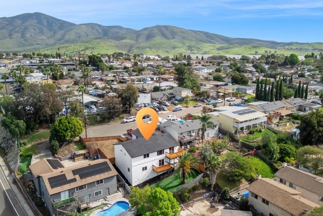 Image 41 of 44 For 552 Felicita Avenue