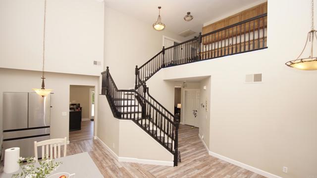 42944 Calle Reva, Temecula CA: https://media.crmls.org/mediaz/c43659fa-71ca-43e5-8e27-944e941b9955.jpg