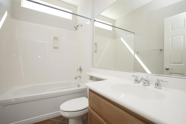 81237 Red Rock Road, La Quinta CA: https://media.crmls.org/mediaz/c43688bc-3170-4f49-9af3-77e299c1e43a.jpg