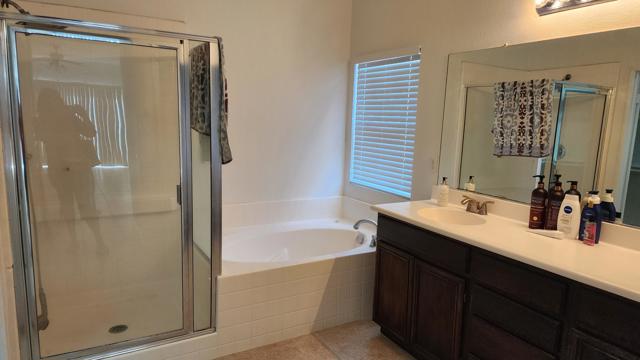 3664 Vista Verde, Palm Springs CA: https://media.crmls.org/mediaz/c4371aea-0936-4ad5-b26c-699d73efda93.jpg
