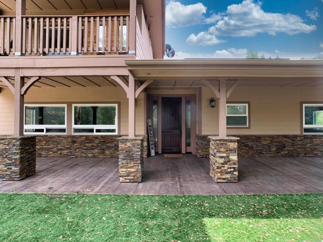 6433 Dehesa Road, El Cajon CA: https://media.crmls.org/mediaz/c437b5df-cea4-49d9-9ff4-f4aeabe50996.jpg