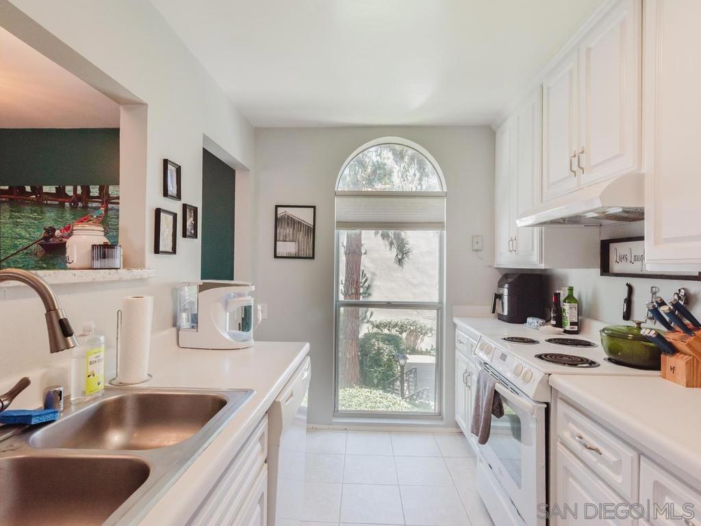 4837 Collwood Blvd - photo 12