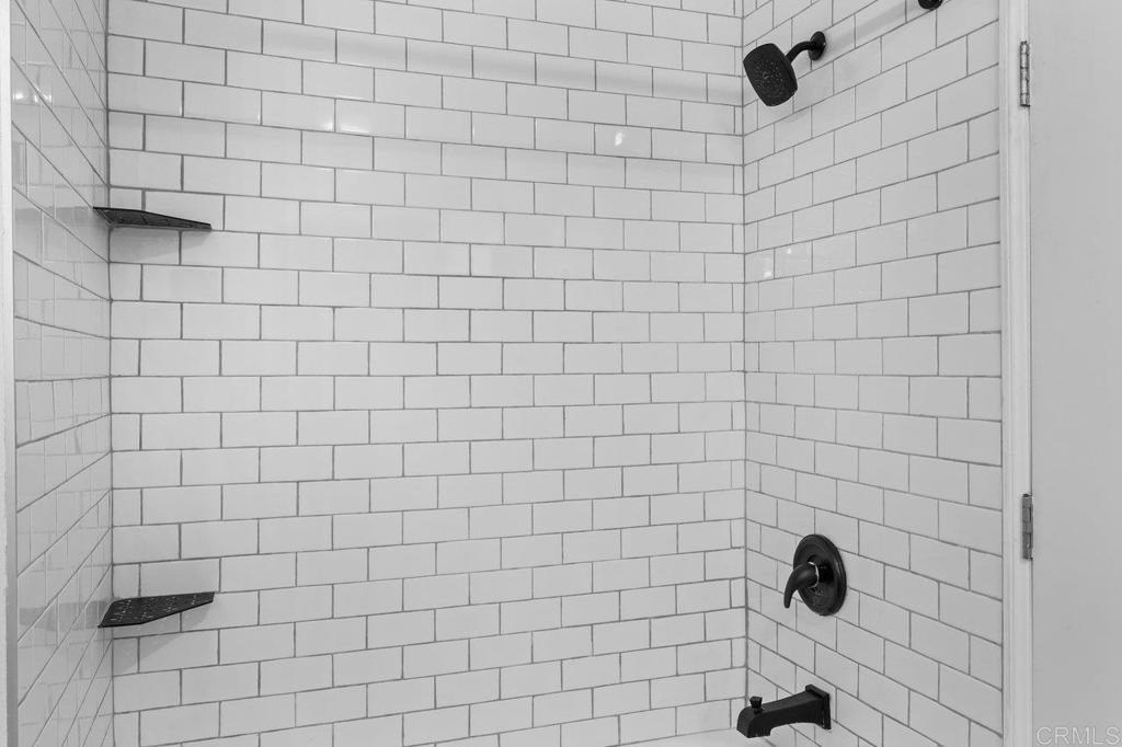 https://media.crmls.org/mediaz/c438cbf8-9e3d-4891-ae07-062e5362fbfe.jpg?preset=X-Large
