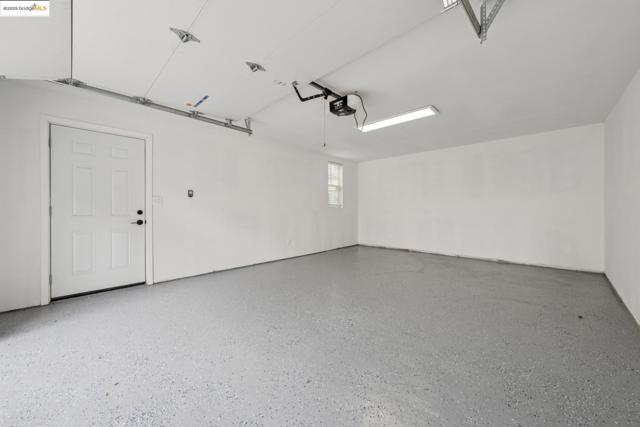 1207 Cedar St, Berkeley CA: https://media.crmls.org/mediaz/c43949e8-b6cd-4871-8670-f96e63e3548e.jpg