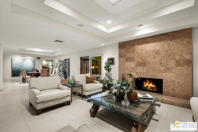 526 W Chino Canyon Road, Palm Springs, CA 92262