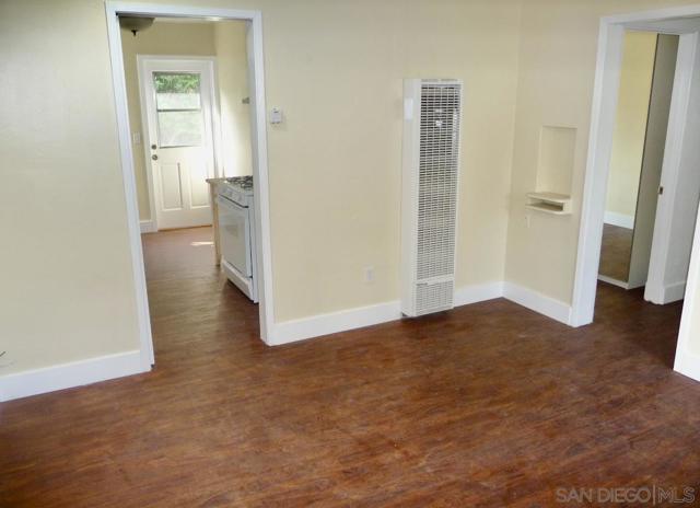 4985 89 Narragansett Ave, San Diego CA: https://media.crmls.org/mediaz/c43b889c-f459-4358-98c5-21e47d59b815.jpg