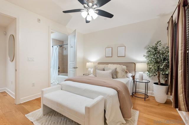 1040 Genter St, La Jolla CA: https://media.crmls.org/mediaz/c43bbe0a-4eae-45b0-843b-4024c6d3d395.jpg