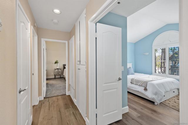 11320 Camino Playa Cancun, San Diego CA: https://media.crmls.org/mediaz/c43c25f7-89d1-47f0-a577-2bf2f911465b.jpg