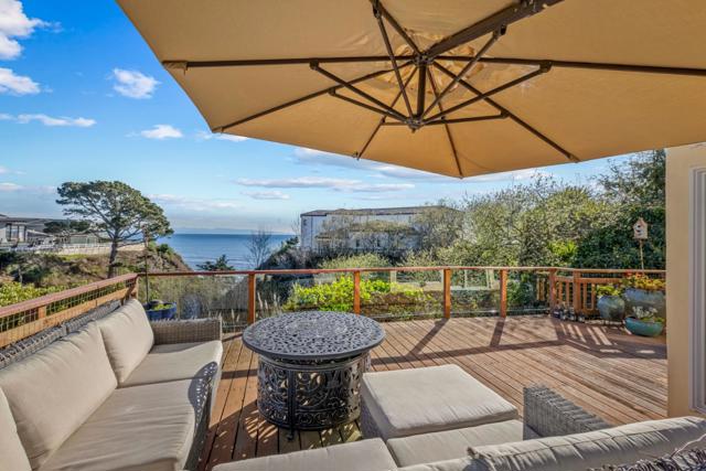 346 Kingsbury Drive, Aptos CA: https://media.crmls.org/mediaz/c43d83a7-4c7e-4147-b386-020b68cd3603.jpg