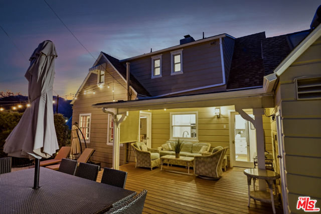 1816 Rosita Drive, Glendale CA: https://media.crmls.org/mediaz/c43da22a-2d94-4c5a-8dcb-d5b95654bcd5.jpg