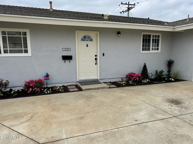 1620 Spence Street, Simi Valley CA: https://media.crmls.org/mediaz/c43dd713-1951-4867-9cc9-3e1953832a3a.jpg