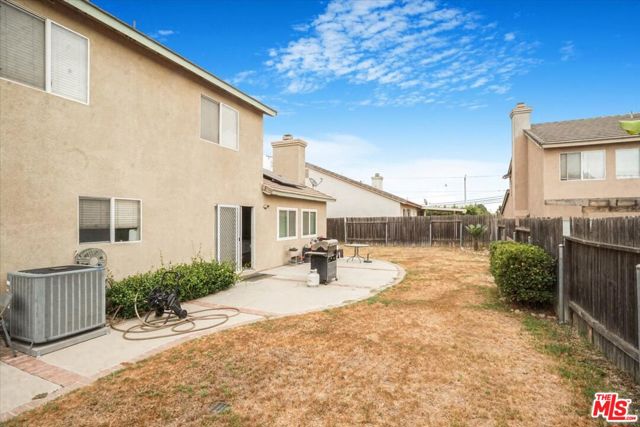 5083 Grand Avenue, Montclair CA: https://media.crmls.org/mediaz/c43edfe3-56e6-4466-a0fa-87a168e2cc0b.jpg