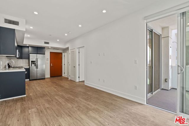 1831 Sawtelle Boulevard, Los Angeles CA: https://media.crmls.org/mediaz/c43f28fc-829c-431d-9326-690c320c78b2.jpg