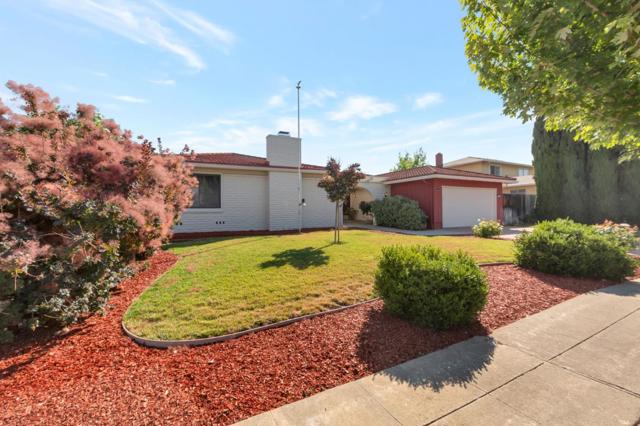 6840 Eldridge Drive, San Jose CA: https://media.crmls.org/mediaz/c43f9f4b-aedb-410e-96c9-6b6af877b702.jpg