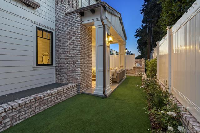 462 Westbourne Street, La Jolla CA: https://media.crmls.org/mediaz/c43fa407-14f2-4c7d-af31-4c9d3c4fb047.jpg