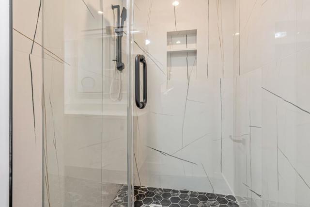 529 Hobart Avenue, San Mateo CA: https://media.crmls.org/mediaz/c440681b-085c-4439-8393-9fbc4e0effa8.jpg