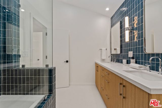 224 N Bundy Drive, Los Angeles CA: https://media.crmls.org/mediaz/c44068e5-0484-4667-be13-c8a088b88bbd.jpg