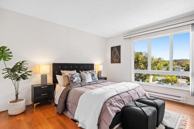 845 N Humboldt Street, San Mateo CA: https://media.crmls.org/mediaz/c440ce59-b862-484b-aa96-f81137c77b23.jpg
