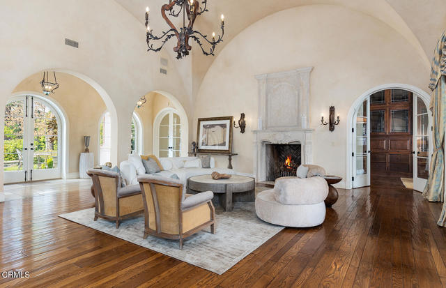 Detail Gallery Image 10 of 65 For 1535 Circle Dr, San Marino,  CA 91108 - 5 Beds | 5/3 Baths