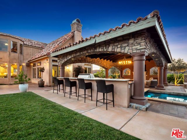 27023 Rolling Hills Avenue, Canyon Country CA: https://media.crmls.org/mediaz/c441fa02-0445-4c66-9597-0927d7af780e.jpg