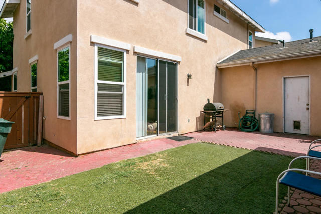 751 Paseo Nogales, Oxnard CA: https://media.crmls.org/mediaz/c44229fe-dc24-4c6c-a309-a4e3eb89e5f1.jpg