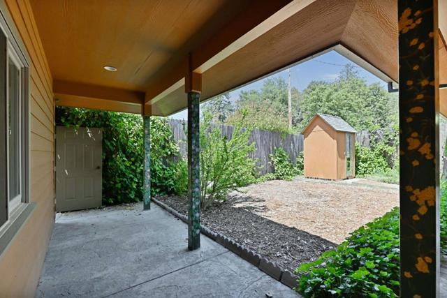 18757 Sunrise Way, Tuolumne CA: https://media.crmls.org/mediaz/c4429cd0-0e25-405b-9b69-d80b52b06466.jpg