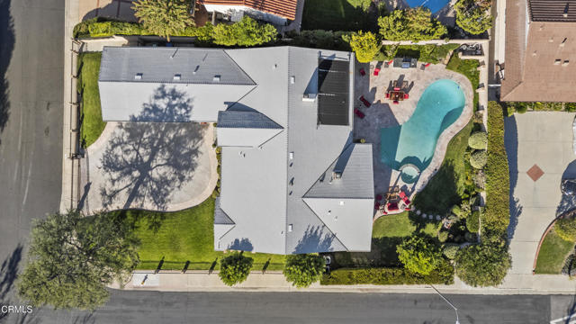 Detail Gallery Image 5 of 63 For 4240 Reyes Dr, Los Angeles,  CA 91356 - 4 Beds | 4/1 Baths