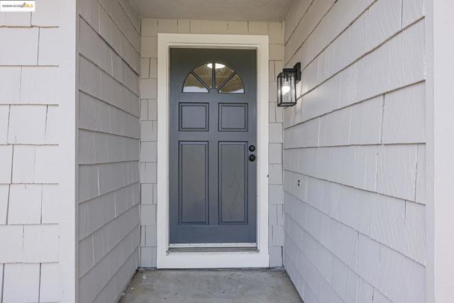 Image 1 of 30 For 4001 Plumas Ct