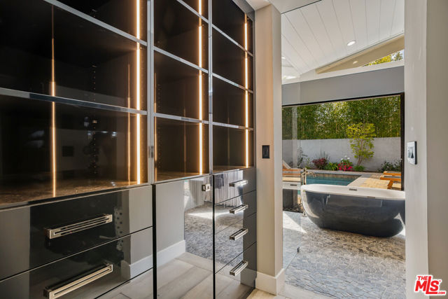 8400 Mulholland Drive, Los Angeles CA: https://media.crmls.org/mediaz/c447eaf1-e514-4e8e-abf1-48443d5d9b46.jpg