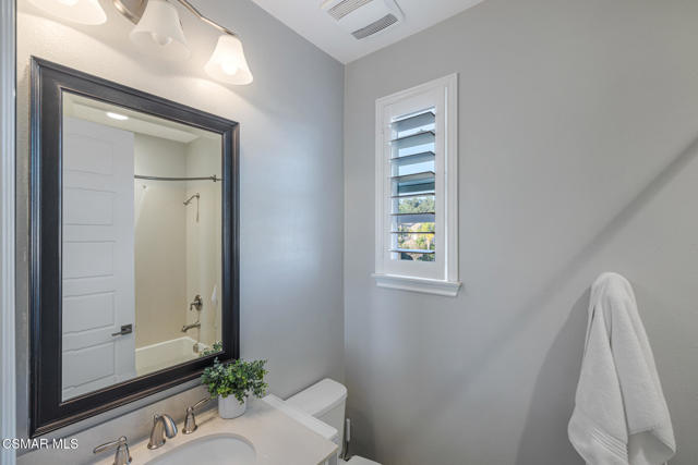 Image 32 of 82 For 13148 Bent Grass Place