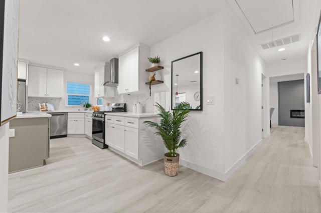 366 Cureton Place, San Jose CA: https://media.crmls.org/mediaz/c4482f7b-e221-450a-a869-327accbdb189.jpg