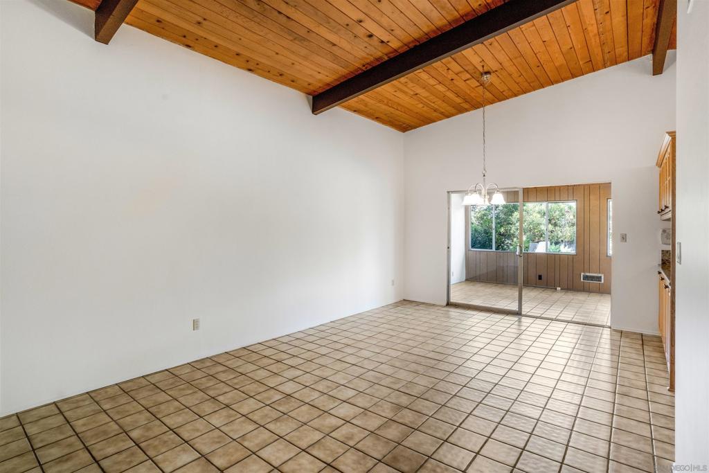 8575 La Jolla Scenic Drive - photo 12