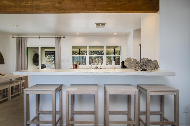 61093 Prescott Trail, Joshua Tree CA: https://media.crmls.org/mediaz/c449a564-560b-4a70-b7c6-d468e7ecfd30.jpg