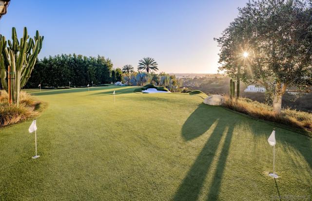 14783 Roxbury Terr., Rancho Santa Fe CA: https://media.crmls.org/mediaz/c44ab6bc-0622-47e9-96c7-ba6ef18ffb97.jpg