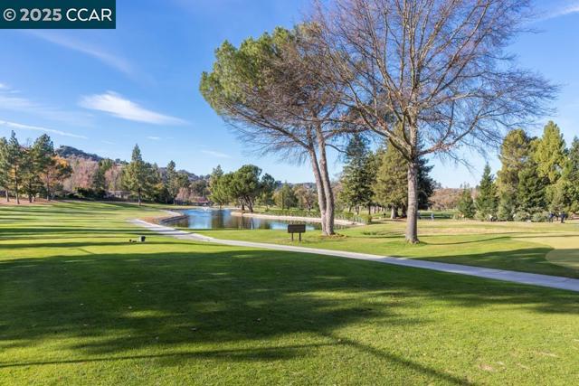3520 Rossmoor Parkway, Walnut Creek CA: https://media.crmls.org/mediaz/c44b4aeb-15e1-4aa3-b6af-bcb349f7b2b2.jpg