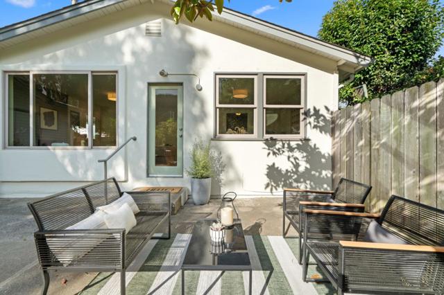 652 Montezuma Drive, Pacifica CA: https://media.crmls.org/mediaz/c44b6be7-5321-4779-a93d-f8c34f235487.jpg