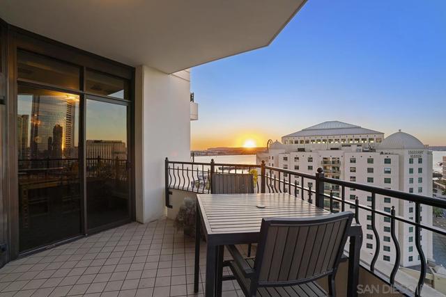 700 Harbor Drive, San Diego, California 92101, 2 Bedrooms Bedrooms, ,2 BathroomsBathrooms,Condominium,For Sale,Harbor Drive,250001369SD