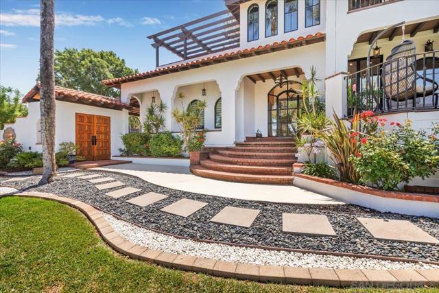 2103 Sunnyside Ave, El Cajon CA: https://media.crmls.org/mediaz/c44c02bf-5ace-44ac-9f2a-d75c51e0fe67.jpg