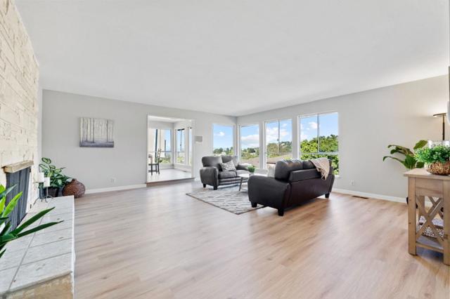 942 Viewridge Drive, San Mateo CA: https://media.crmls.org/mediaz/c44cec93-838e-4ab3-ac94-a5f1b992e1fa.jpg