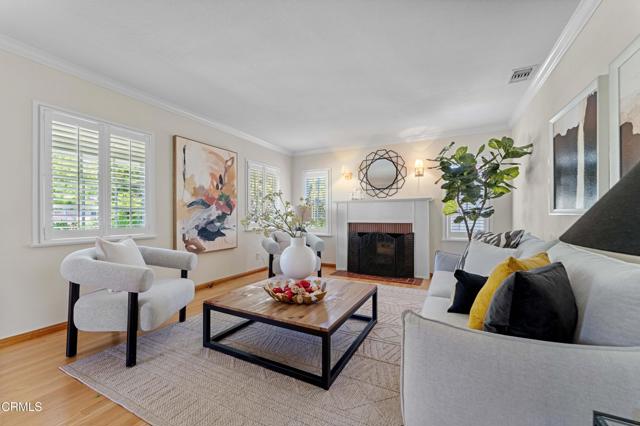 604 N Sunnyslope Avenue, Pasadena CA: https://media.crmls.org/mediaz/c44de789-92ee-4a9f-a45f-48e071ac6f16.jpg