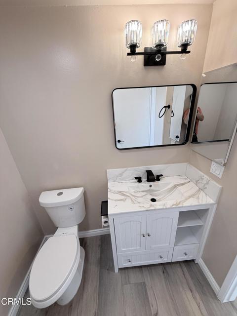 Detail Gallery Image 11 of 45 For 435 Anacapa Cir, Thousand Oaks,  CA 91320 - 4 Beds | 2/1 Baths