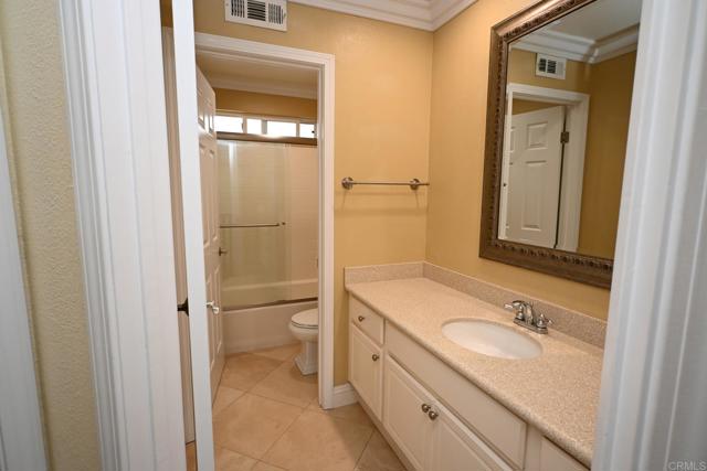 Detail Gallery Image 20 of 26 For 2825 W Canyon Ave, San Diego,  CA 92123 - 3 Beds | 2/1 Baths