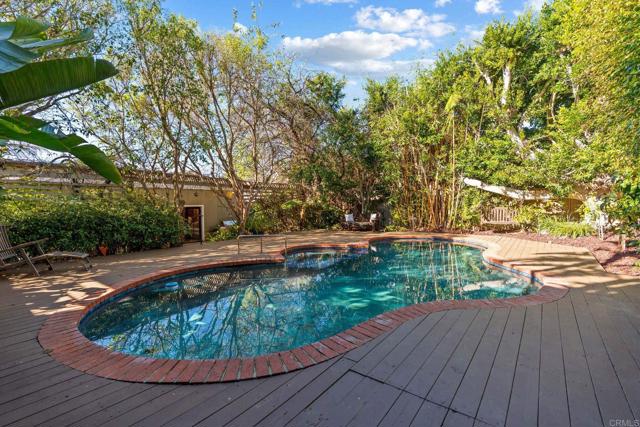 Detail Gallery Image 24 of 75 For 13635 Pine Needles Dr, Del Mar,  CA 92014 - 4 Beds | 3/1 Baths