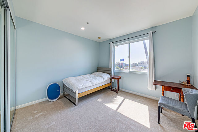 620 S Gramercy Place, Los Angeles CA: https://media.crmls.org/mediaz/c45028c9-8e42-4713-8c4f-6bfcaca50be9.jpg