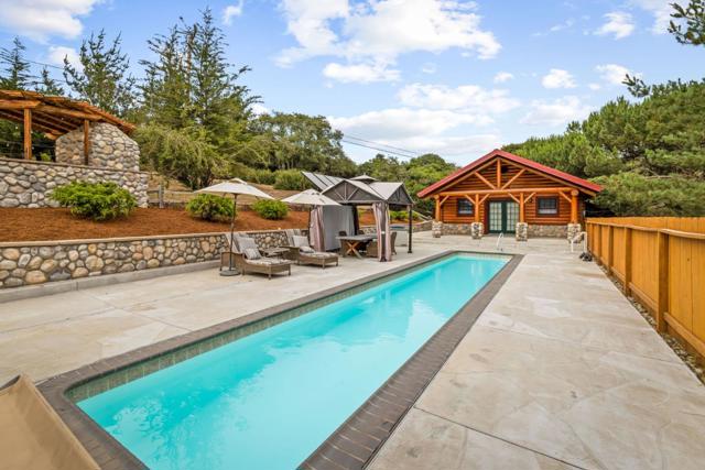 8697 Dyer Road, Salinas CA: https://media.crmls.org/mediaz/c450ce76-be05-4765-8483-09f809dace51.jpg